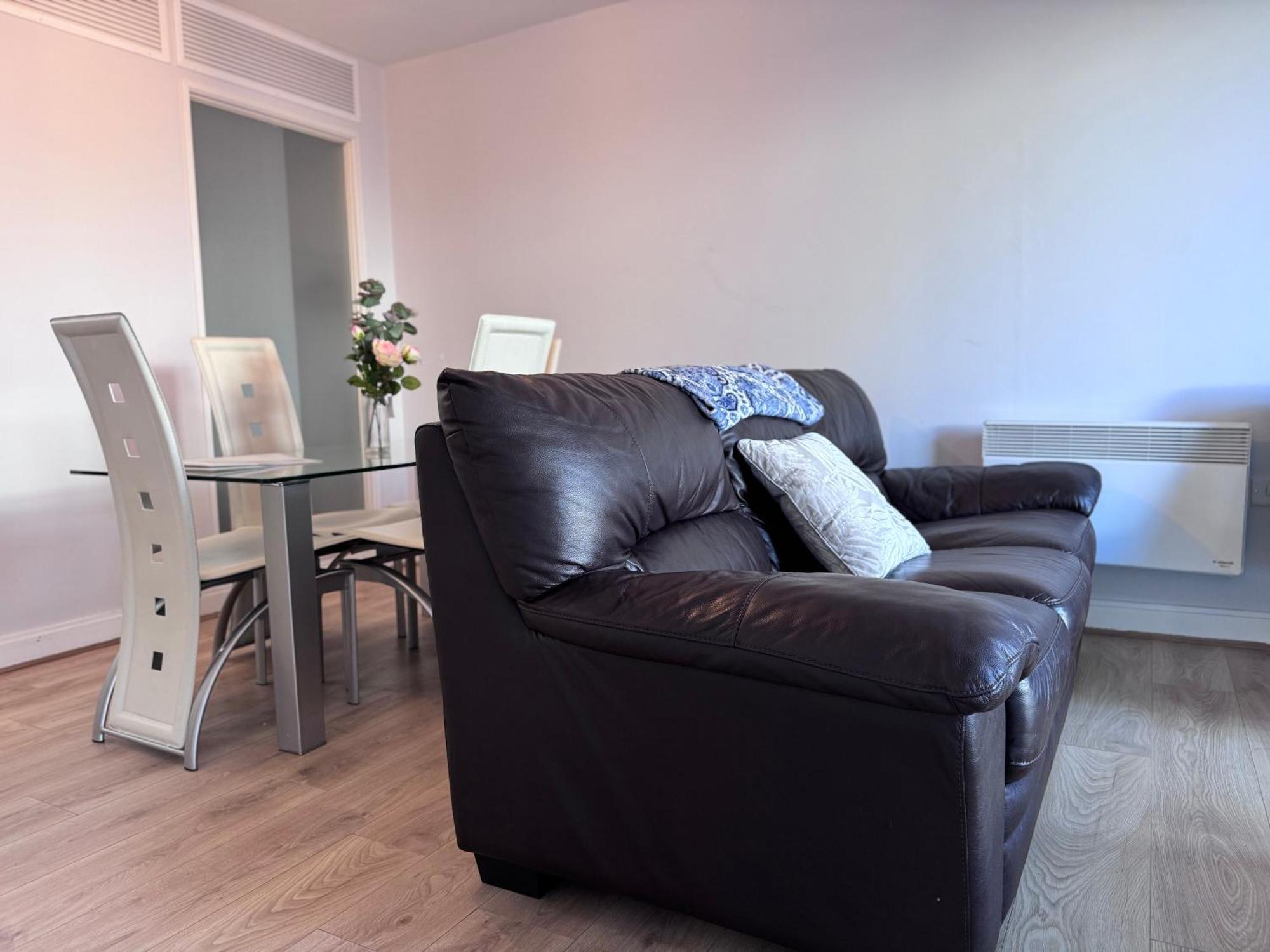 Luxe Heights Nest Apartment Birmingham Exterior photo